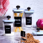 მინის კონტეინერების ნაკრები